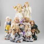 1221 3560 DOLLS